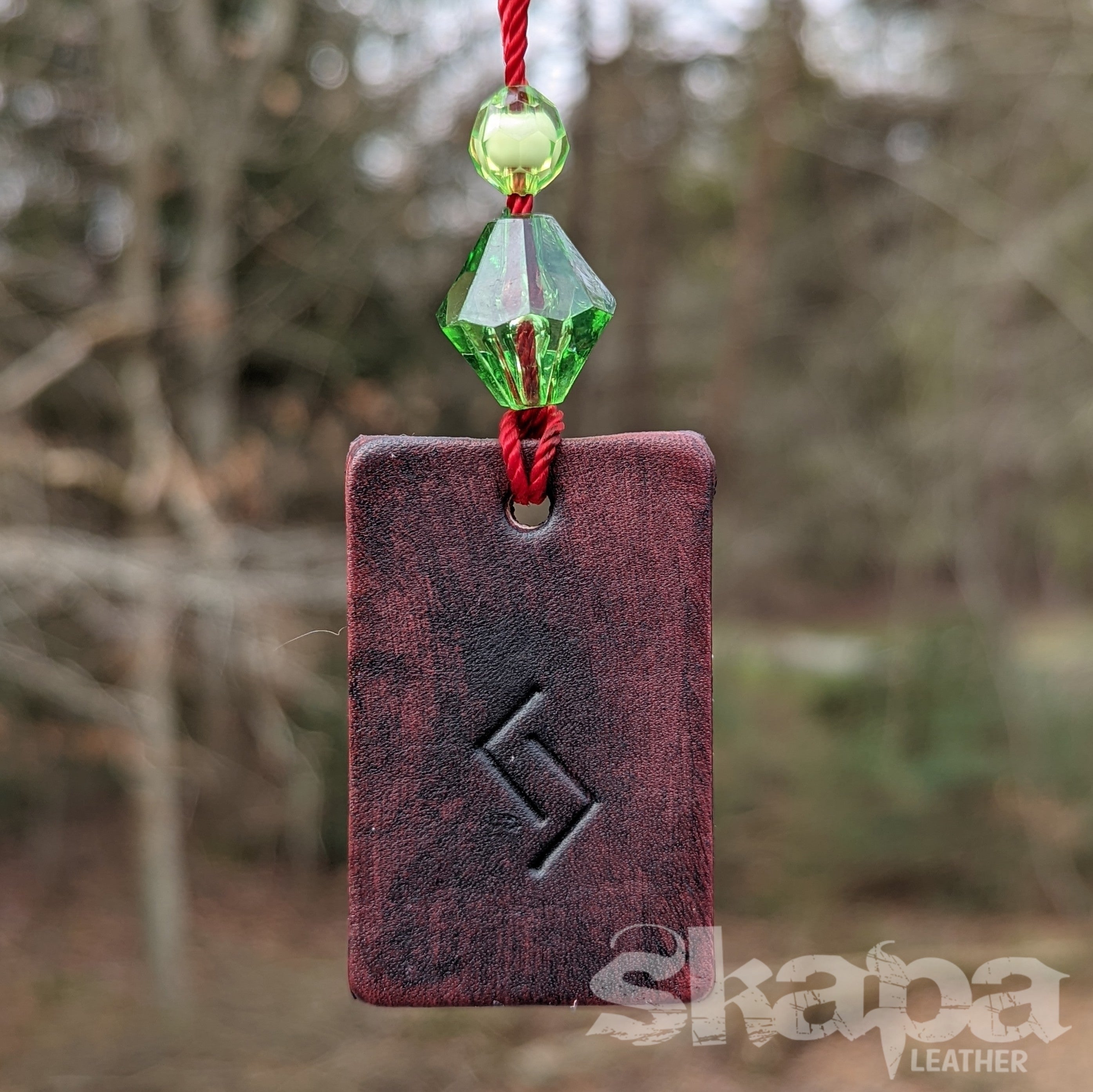 Leather Rune Ornaments – Skapa Leather
