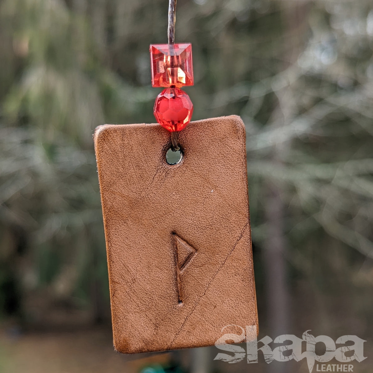 Leather Rune Ornaments – Skapa Leather
